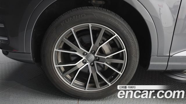 Audi Q7 из Кореи Encar