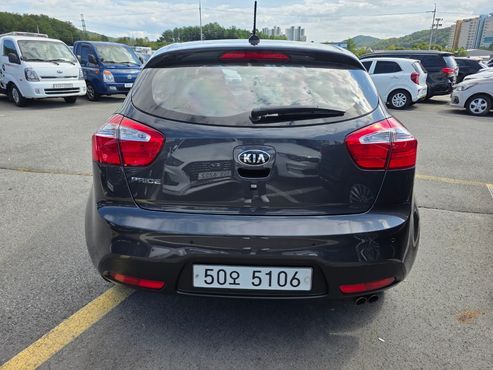 Kia pride 1.6 GDI Hatchback Luxury — пробег 57 437 км — фото 4 из 5