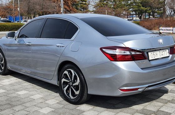 Honda Accord 2.4 9th — пробег 85 965 км — фото 4 из 5
