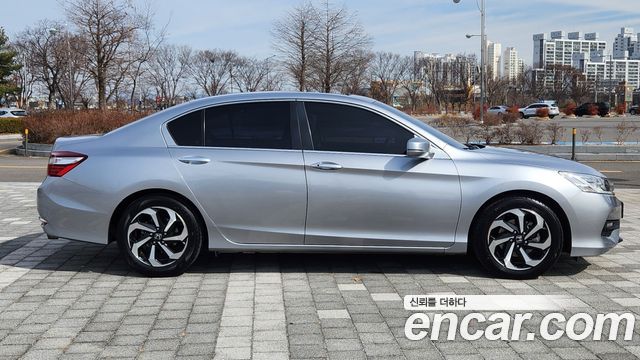 Honda Accord 2.4 9th — пробег 85 965 км — фото 5 из 5