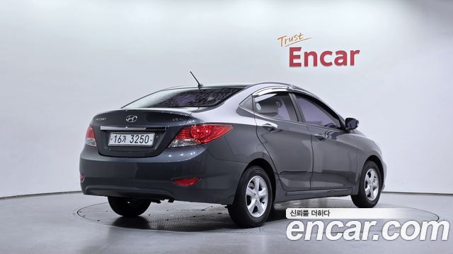 Hyundai Accent 1.4 VVT Premier — пробег 82 435 км — фото 2 из 5