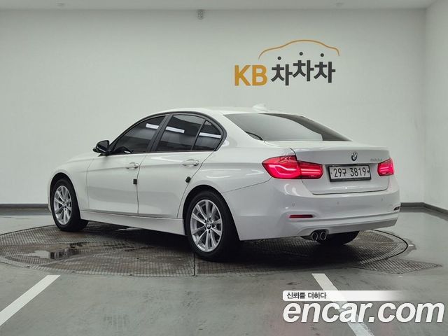 BMW 3-Series 320d — пробег 99 068 км — фото 3 из 5