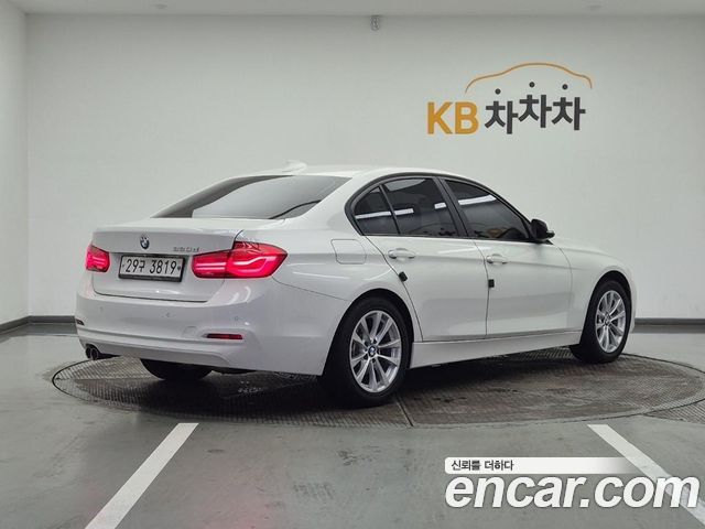 BMW 3-Series 320d — пробег 99 068 км — фото 4 из 5