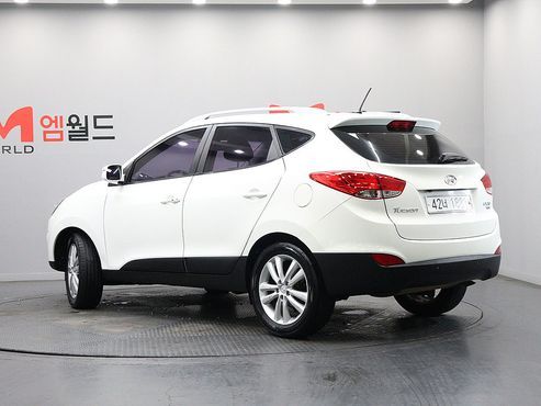 Hyundai Tucson Diesel 2WD LX20 Luxury — пробег 205 420 км — фото 4 из 5