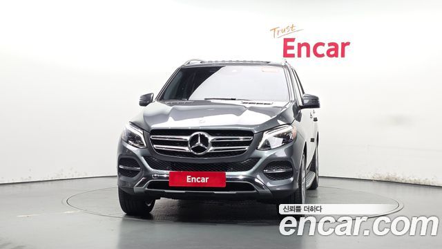Mercedes-Benz GLE-Class GLE350 d 4MATIC — пробег 35 085 км — фото 3 из 5