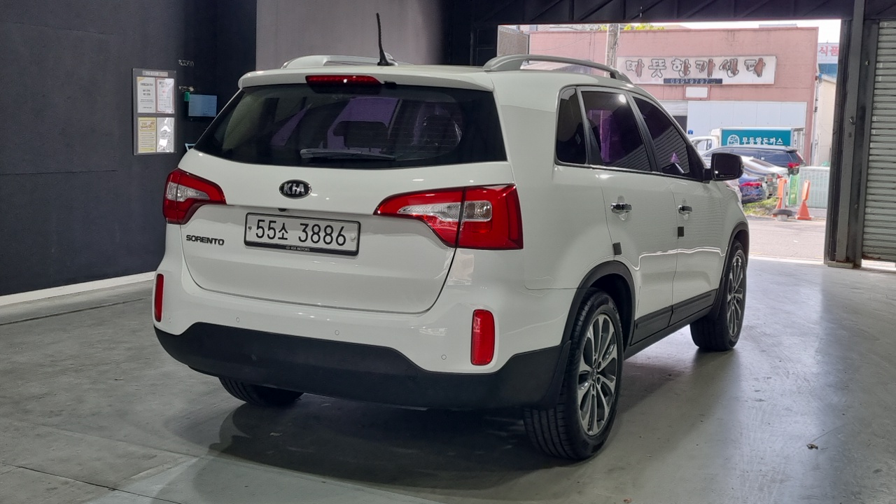 Kia Sorento Diesel 2.0 2WD TLX Special — пробег 156 454 км — фото 2 из 5