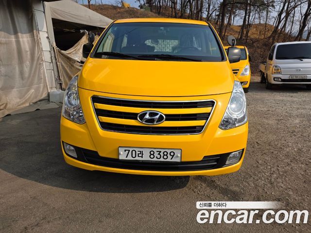 Hyundai Starex 4WD 12-Seater Wagon modern — пробег 139 869 км — фото 1 из 5