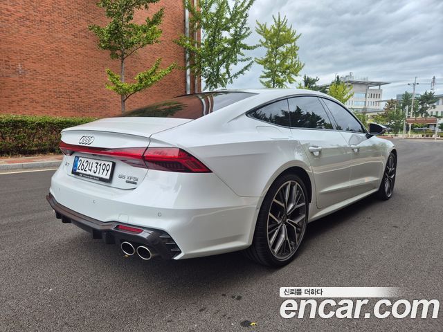 Audi A7 55 TFSI Quattro Premium — пробег 6 850 км — фото 2 из 5