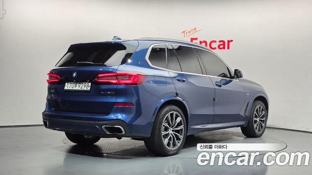 BMW X5 xDrive 30d M Sport — пробег 158 300 км — фото 2 из 5