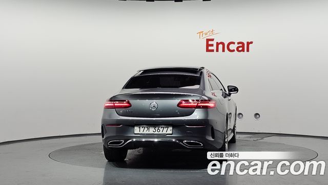 Mercedes-Benz E-Class из Кореи Encar
