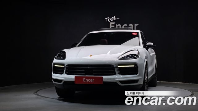 Porsche Cayenne 3.0 E-Hybrid — пробег 60 737 км — фото 3 из 5