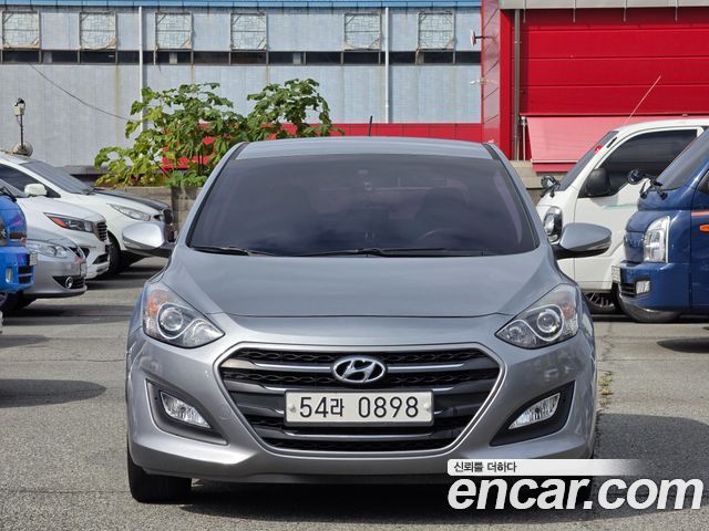 Hyundai i30 2.0 Younique — пробег 104 571 км — фото 3 из 5