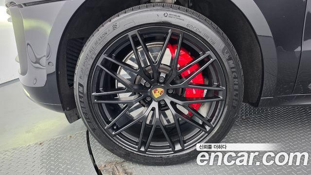 Porsche Macan 2.9 GTS 95B — пробег 30 003 км — фото 5 из 5