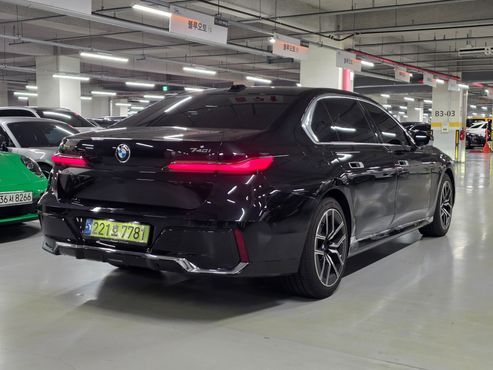 BMW 7-Series 740i xDrive M Sport — пробег 40 000 км — фото 4 из 5