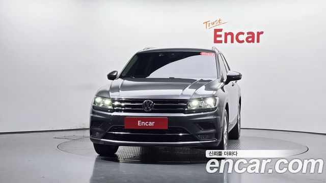 Volkswagen Tiguan 2.0 TDI Premium — пробег 111 776 км — фото 3 из 5