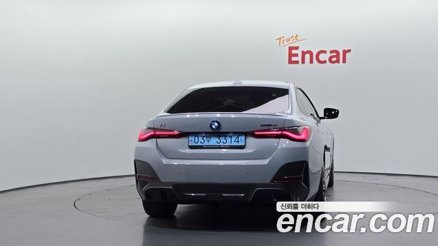 BMW i4 eDrive40 M Sports Pro — пробег 88 438 км — фото 4 из 5