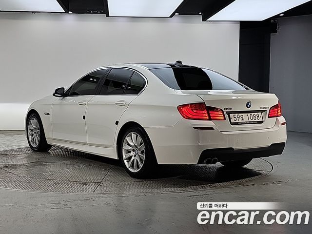 BMW 5-Series 528i xDrive — пробег 148 000 км — фото 3 из 5