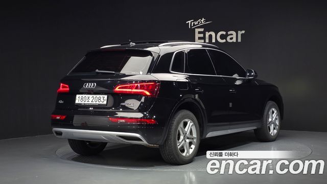 Audi Q5 45 TFSI Quattro — пробег 161 515 км — фото 2 из 5