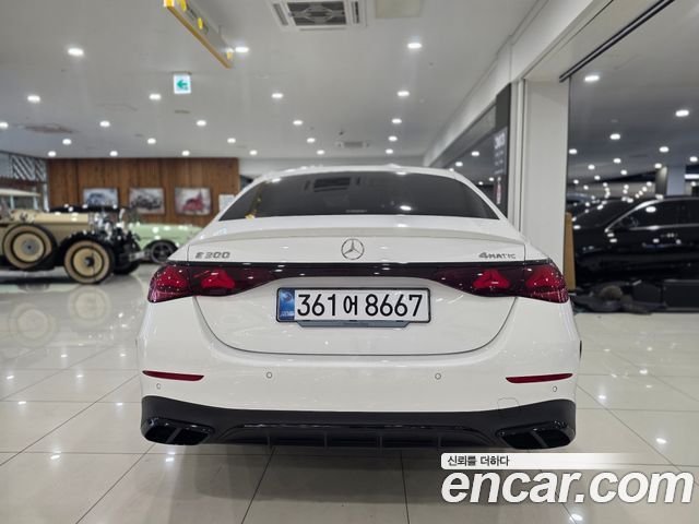 Mercedes-Benz E-Class из Кореи Encar