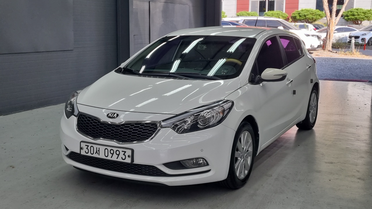 Kia K3 Prestige — пробег 83 544 км — фото 1 из 5