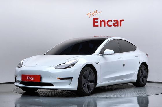 Tesla Model 3 Standard Range Plue RWD — пробег 141 398 км — фото 1 из 5