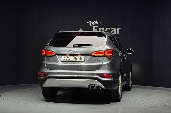 Hyundai Santafe Diesel 2.0 2WD Exclusive — пробег 209 489 км — фото 4 из 5