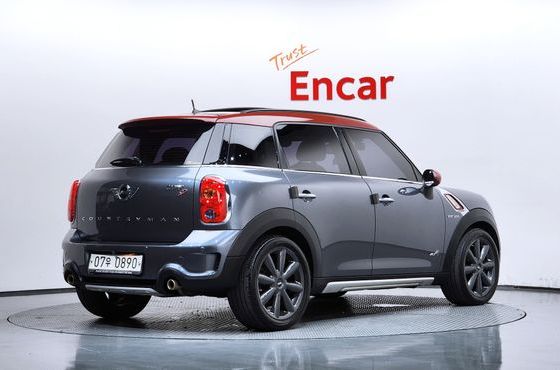 Mini Countryman ALL4 Park Lane 1st — пробег 145 352 км — фото 2 из 5