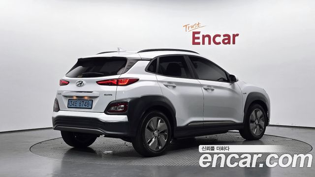 Hyundai Kona из Кореи Encar