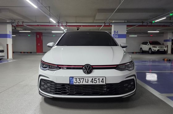 Volkswagen Golf 2.0 GTI — пробег 16 556 км — фото 5 из 5