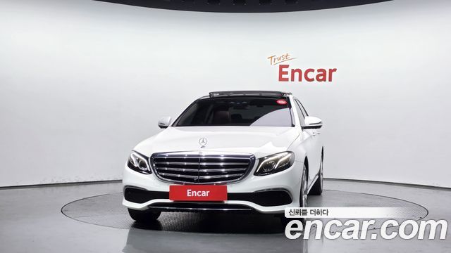 Mercedes-Benz E-Class из Кореи Encar