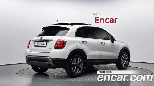 Fiat 500X 2.0 Diesel Cross AWD — пробег 74 192 км — фото 2 из 5