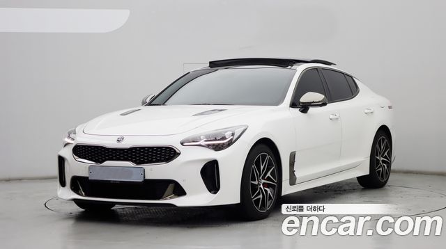 Kia Stinger 2.0 Turbo 2WD Dream Edition — пробег 101 304 км — фото 1 из 5