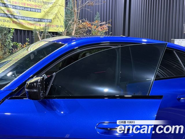 BMW i4 eDrive40 M Sports Pro — пробег 80 300 км — фото 5 из 5