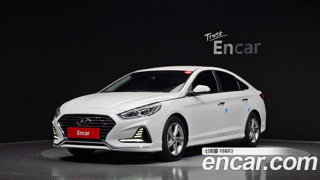 Hyundai Sonata 2.0 Smart — пробег 161 393 км — фото 1 из 5