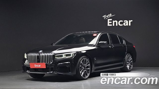 BMW 7-Series 730d xDrive M Sport — пробег 45 515 км — фото 1 из 5