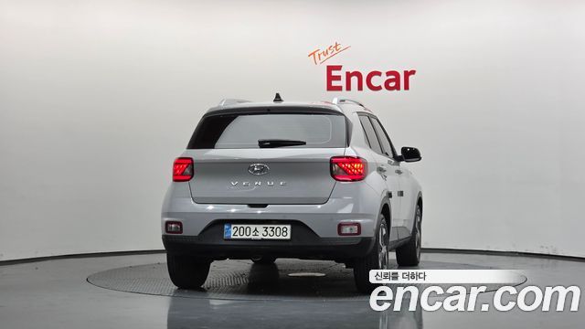 Hyundai Venue из Кореи Encar