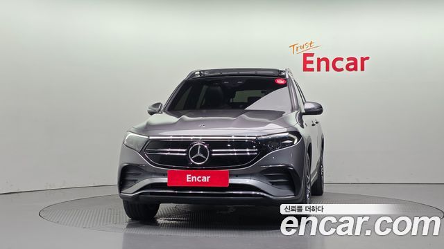 Mercedes-Benz EQB EQB300 4MATIC AMG Line — пробег 42 194 км — фото 3 из 5