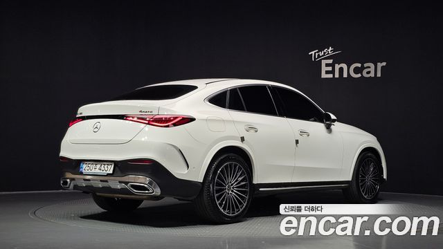 Mercedes-Benz GLC-Class GLC300 4MATIC Coupe — пробег 70 093 км — фото 2 из 5
