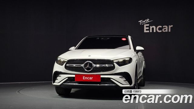 Mercedes-Benz GLC-Class GLC300 4MATIC Coupe — пробег 70 093 км — фото 3 из 5