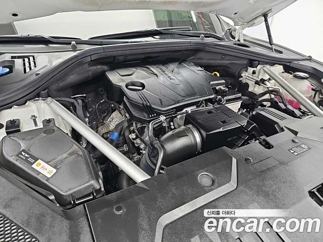 Genesis GV70 из Кореи Encar