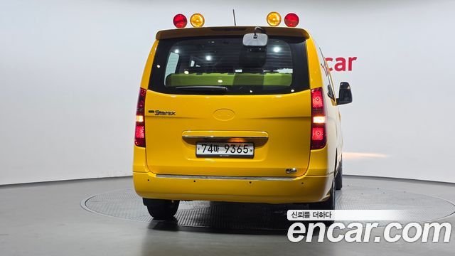 Hyundai Starex School Bus LPi — пробег 97 797 км — фото 4 из 5