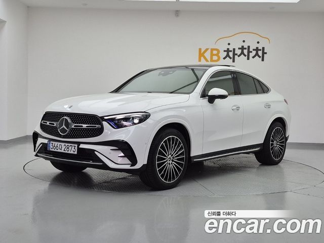 Mercedes-Benz GLC-Class GLC300 4MATIC Coupe — пробег 10 062 км — фото 1 из 5