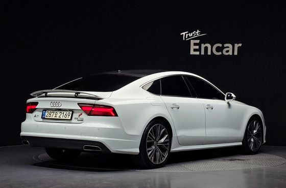 Audi A7 55 TDI Quattro Premium 4G — пробег 196 119 км — фото 2 из 5