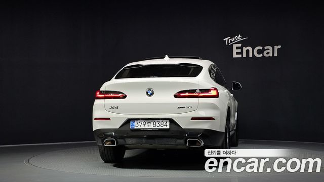BMW X4 xDrive20i xLine — пробег 40 385 км — фото 4 из 5