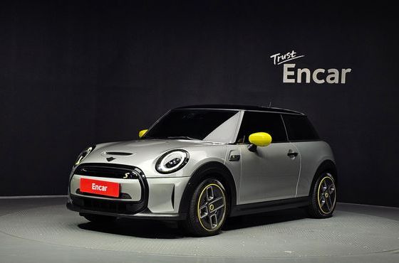 Mini Cooper SE Electric 3rd — пробег 54 020 км — фото 1 из 5
