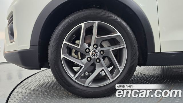 Ssangyong TIBOLI из Кореи Encar