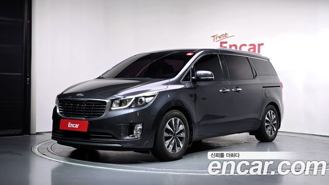 Kia Carnival 11-seater Noblesse — пробег 153 718 км — фото 1 из 5
