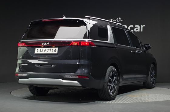 Kia Carnival Gasoline 9-Seater Prestige — пробег 62 364 км — фото 2 из 5