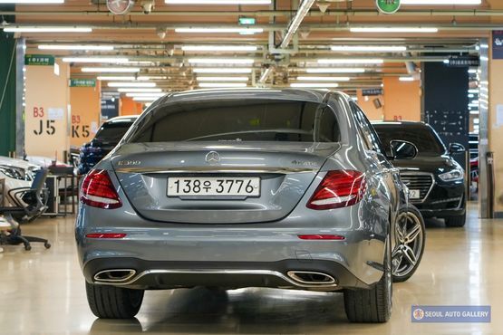 Mercedes-Benz E-Class E300 4MATIC AMG Line — пробег 43 904 км — фото 4 из 5
