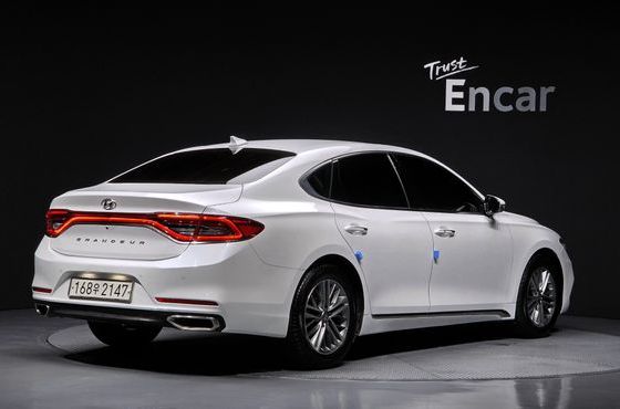 Hyundai Grandeur 2.4 Premium — пробег 79 953 км — фото 2 из 5